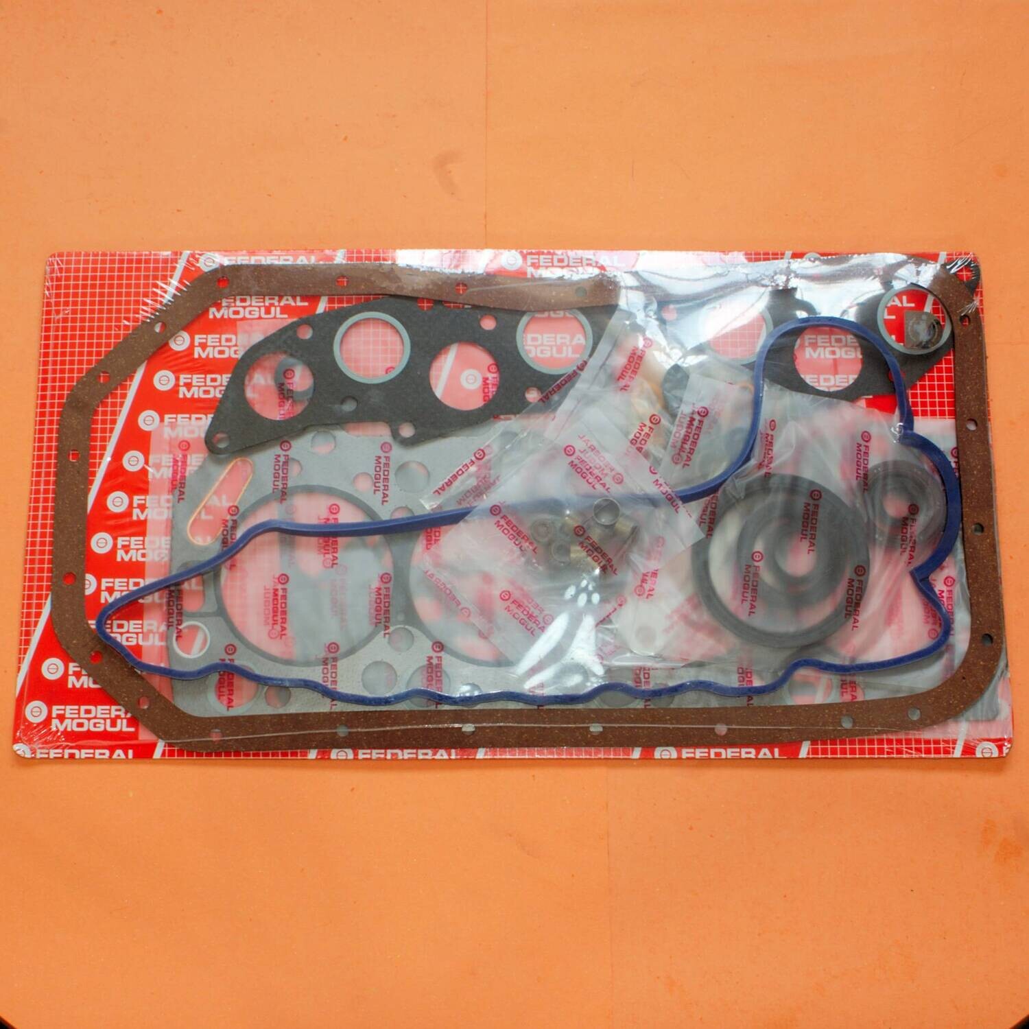 Federal Mogul Overhaul Gasket Kit Fits Mitsubishi 4D55T 4D56T Turbo