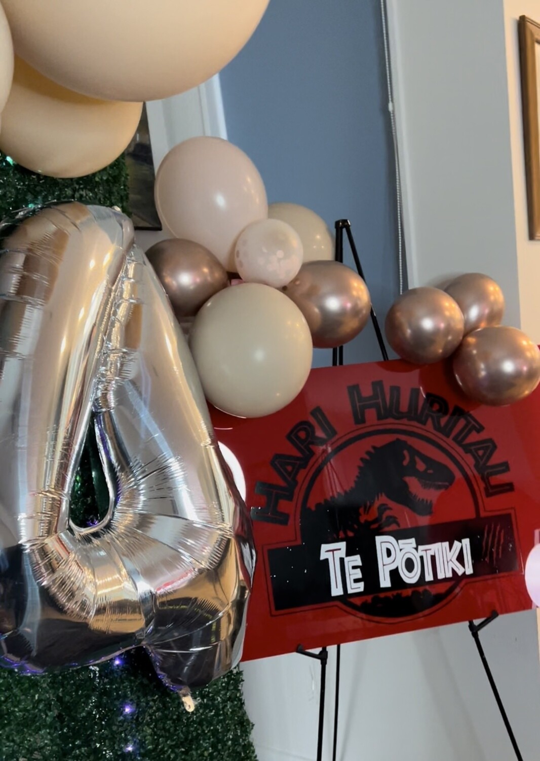 Ngā tohu | Signage