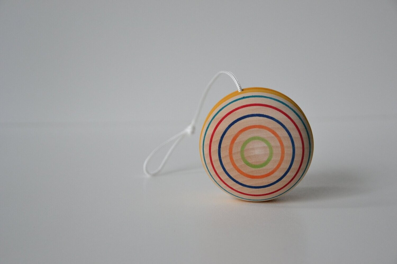 Yoyo, Colore: Righe sottili