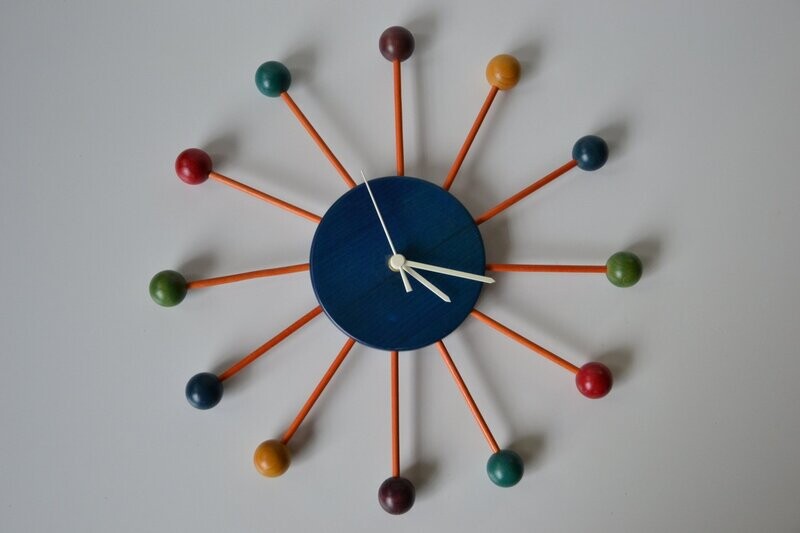 Ball clock