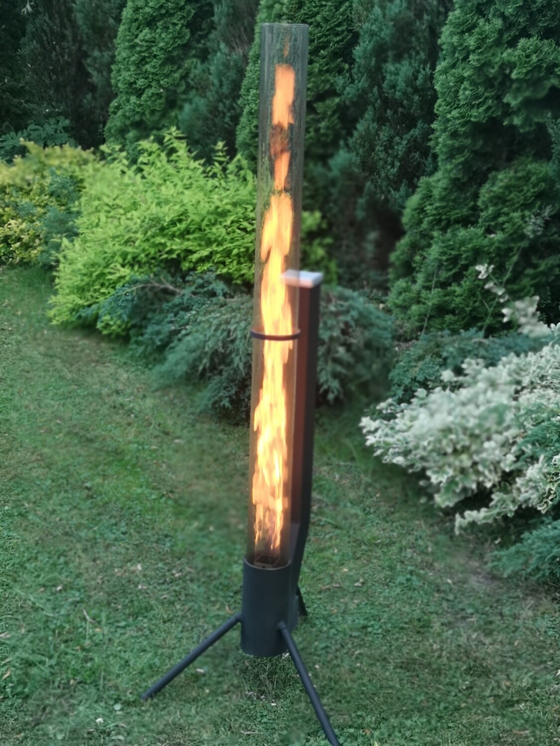 Parasol grzewczy promiennik ogrodowy na pellet standardowy. 