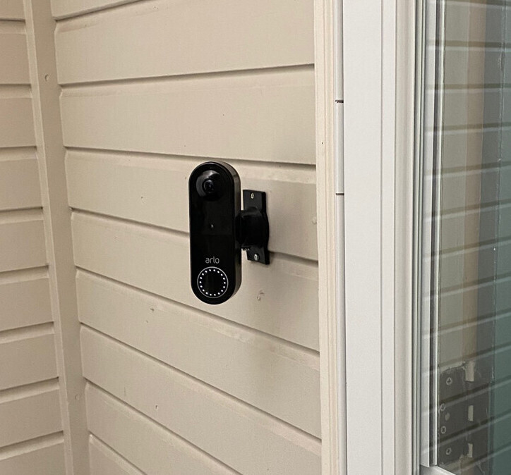 Arlo Doorbell 90 Degree Swivel Tilting Mount