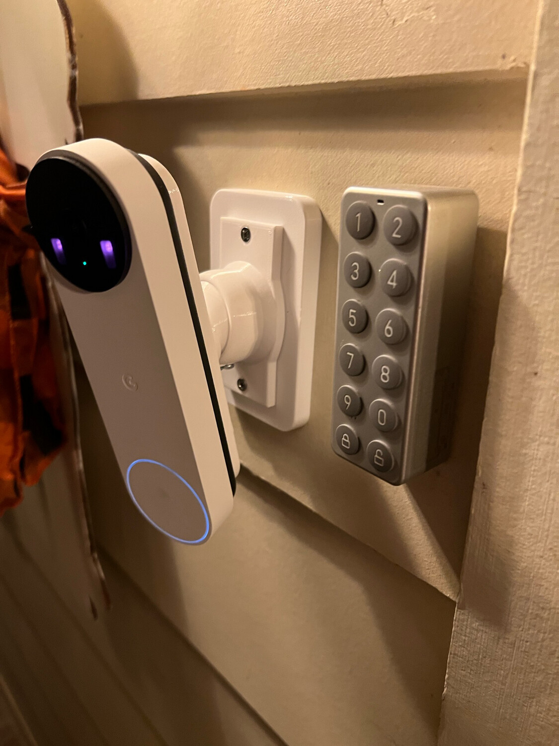 Google Nest Wireless Doorbell 35 Degree Swivel Tilting Mount Bracket