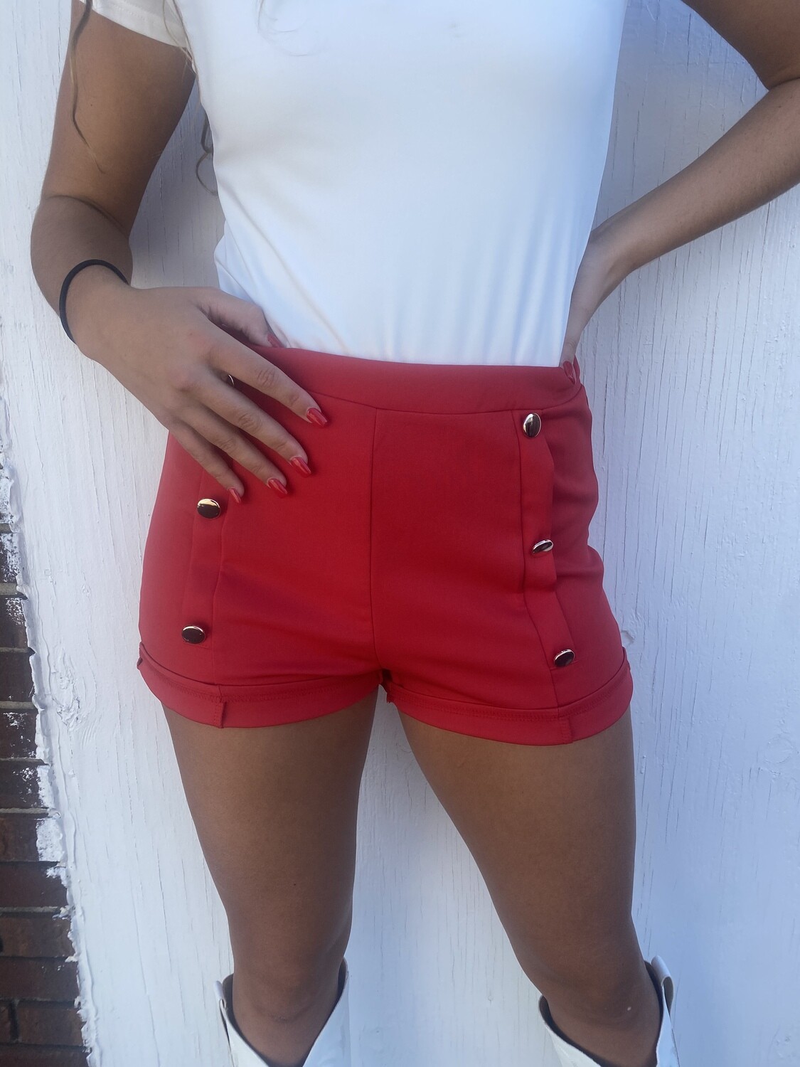 red shorts