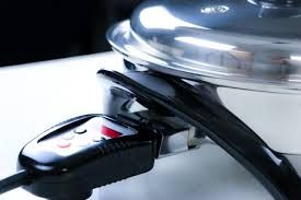 12 in. (30.5cm) Electric Oil Core Skillet with Cover