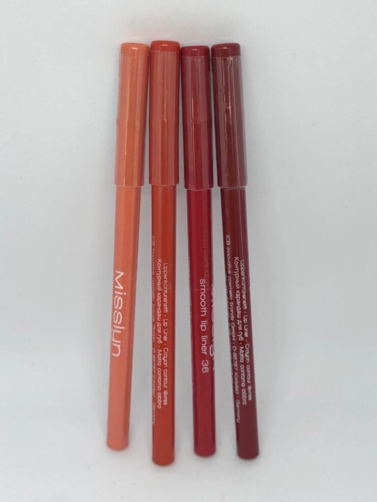 Crayon lèvres liner lot de 4 MISSLYN