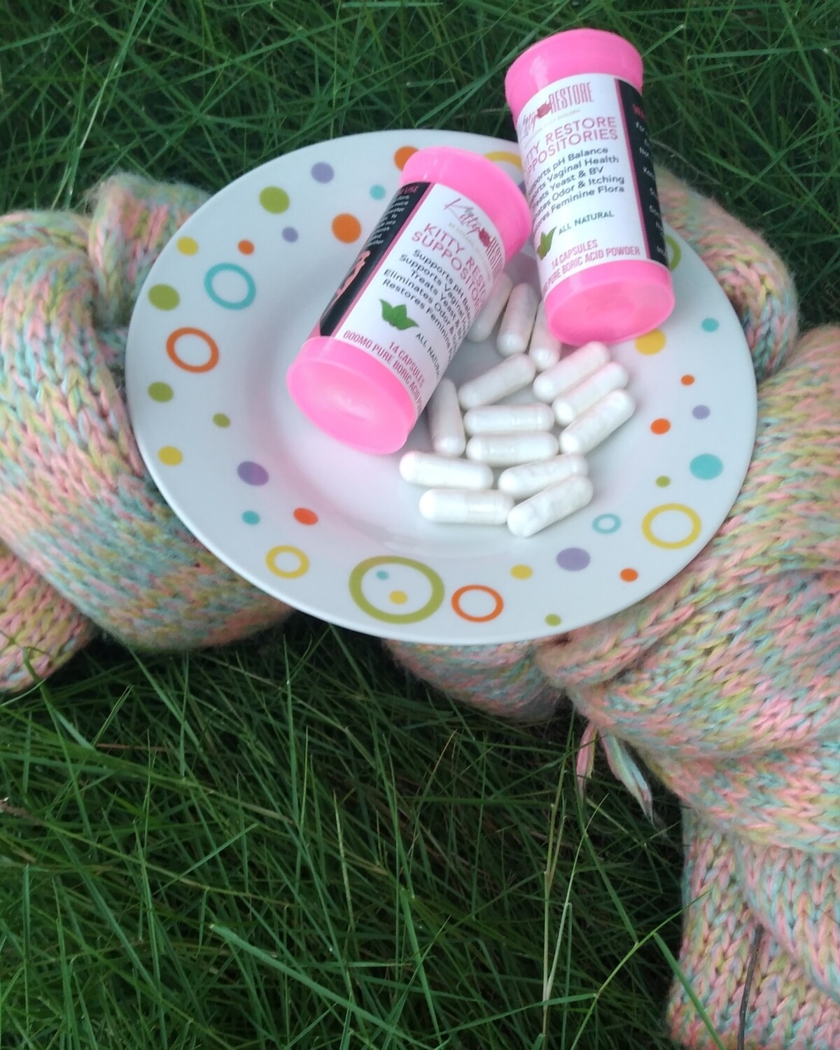 Boric acid capsules