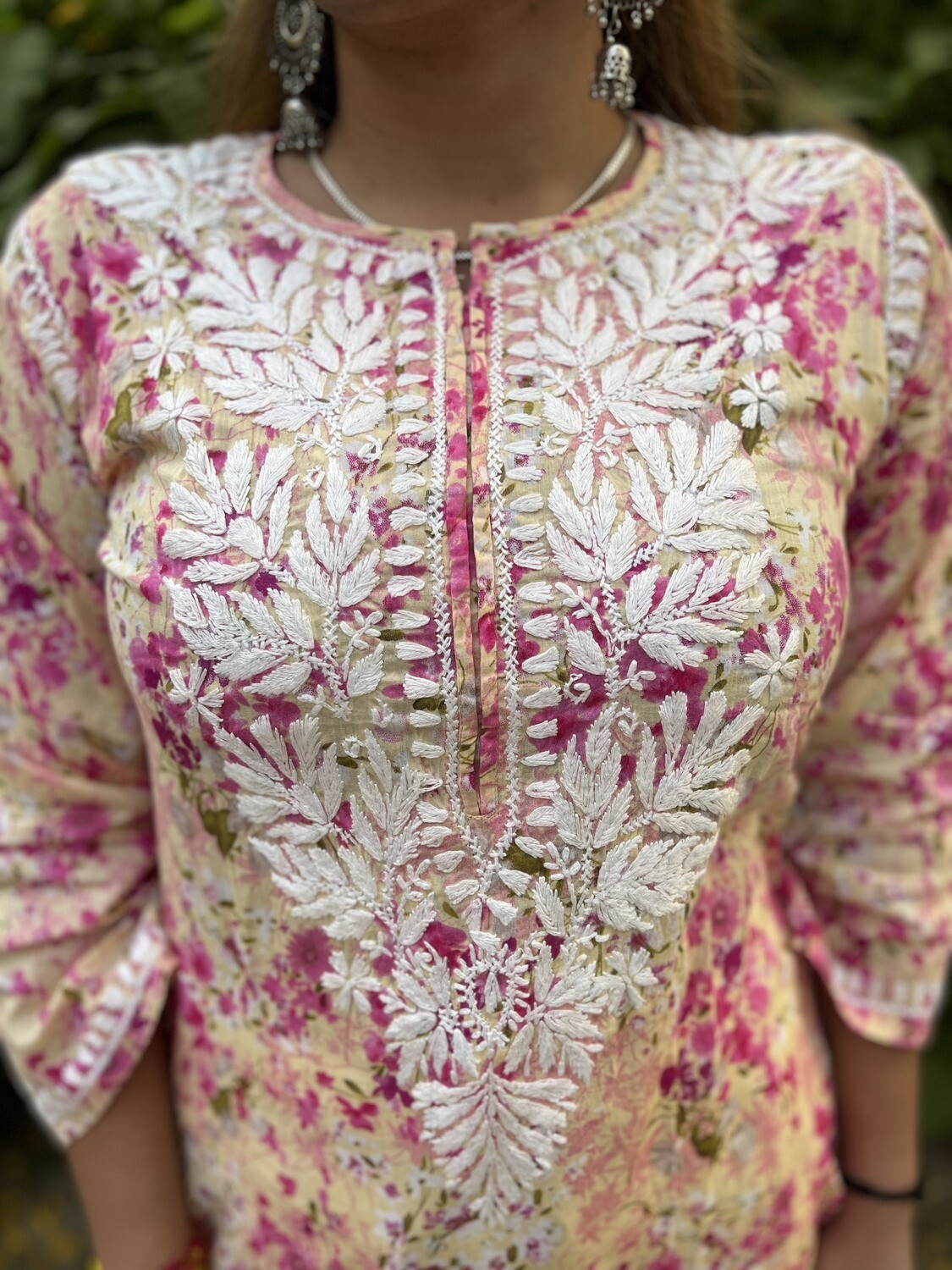 &quot;CONFETTI&quot; Mul Chikankari Kurta