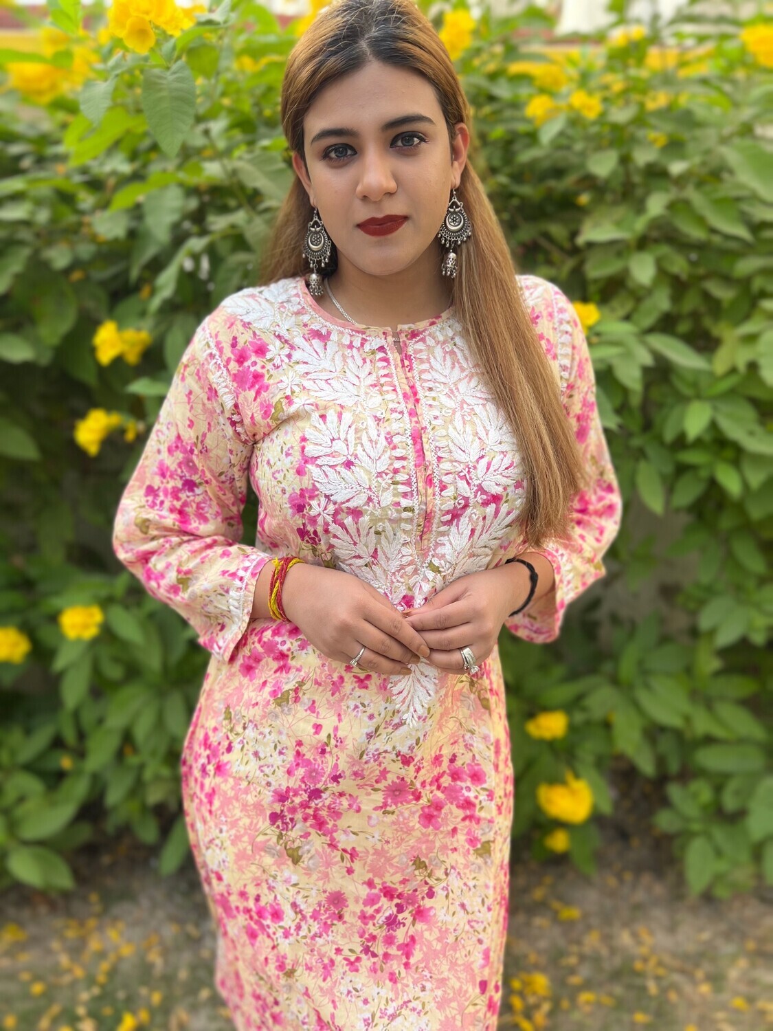 &quot;CONFETTI&quot; Mul Chikankari Kurta