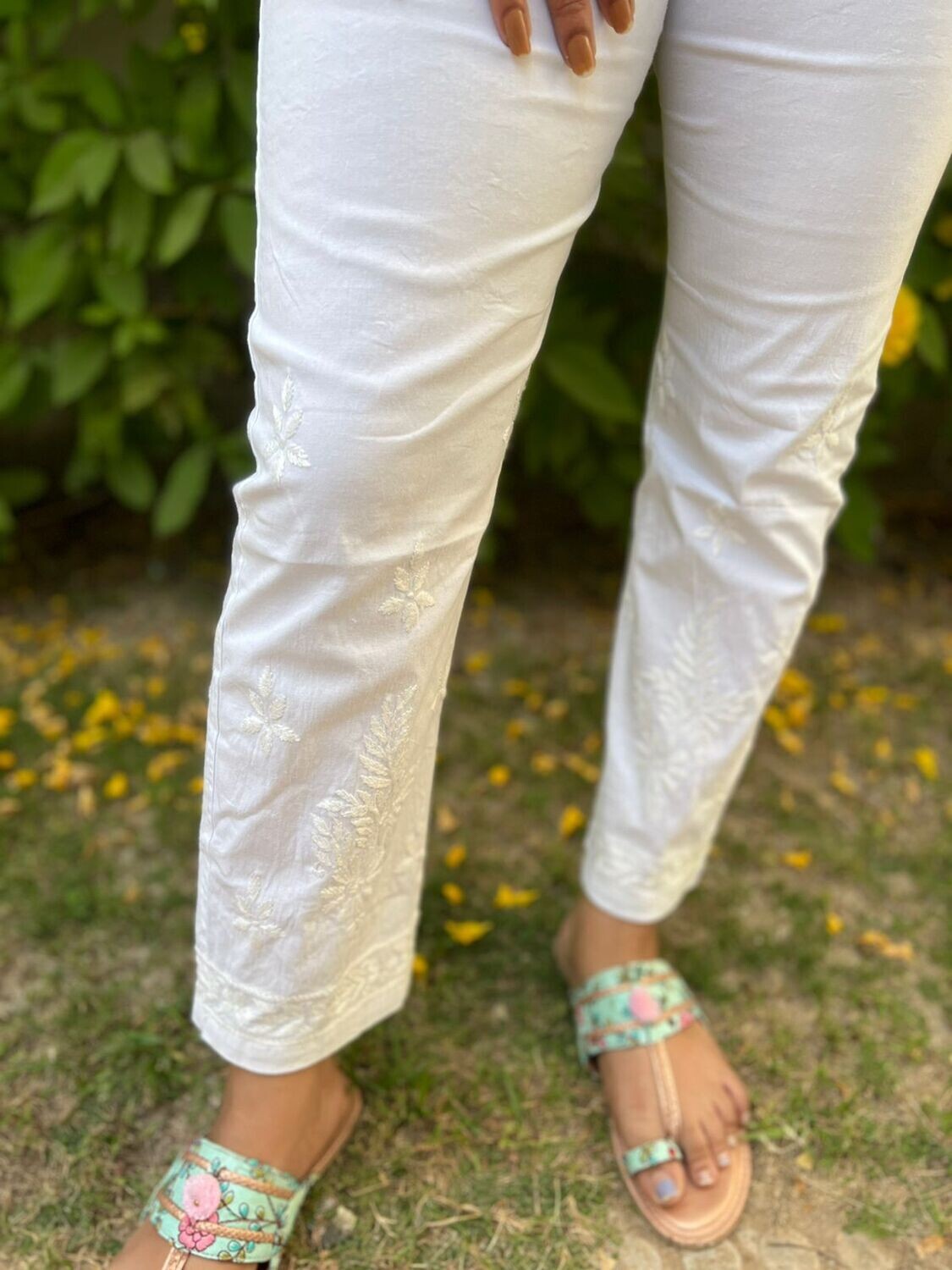 Veersons Chikankari Cotton Hand-Embroidered Stretchable Pants with poc –  Veersons-Chikankari Studio