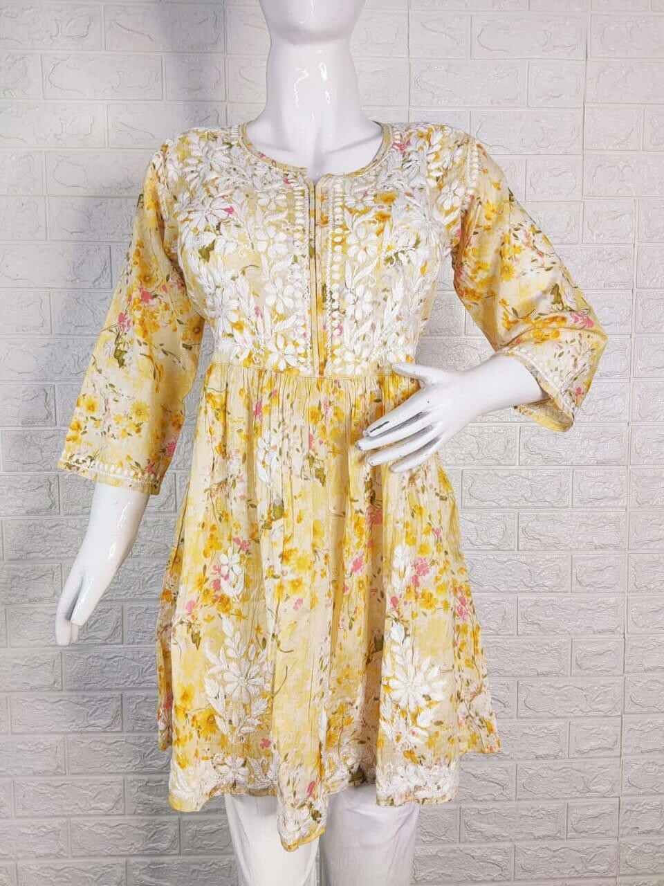 &quot;CONFETTI&quot; Mul Cotton Chikankari Short Tunic