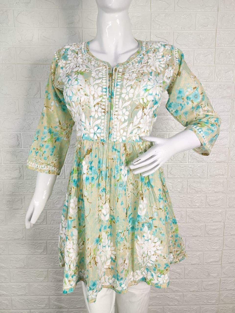 &quot;CONFETTI&quot; Mul Cotton Chikankari Short Tunic