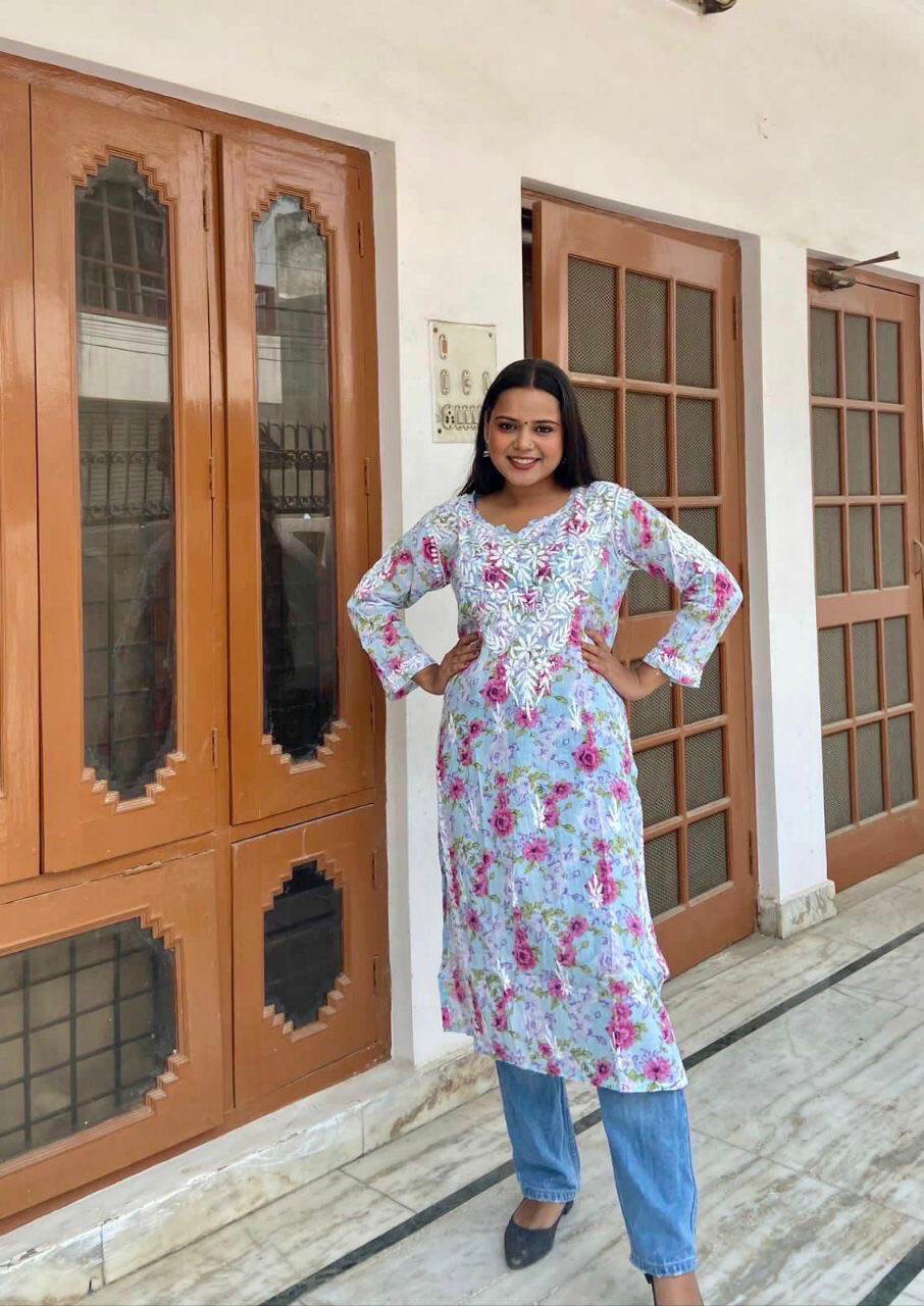 &quot;BAAGH&quot; Mul Mul Chikankari Kurta
