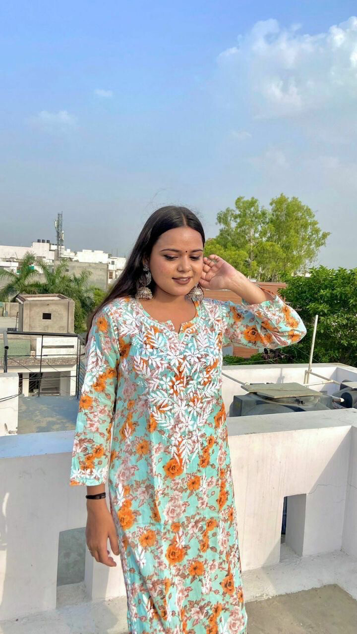 &quot;BAAGH&quot; Mul Mul Chikankari Kurta