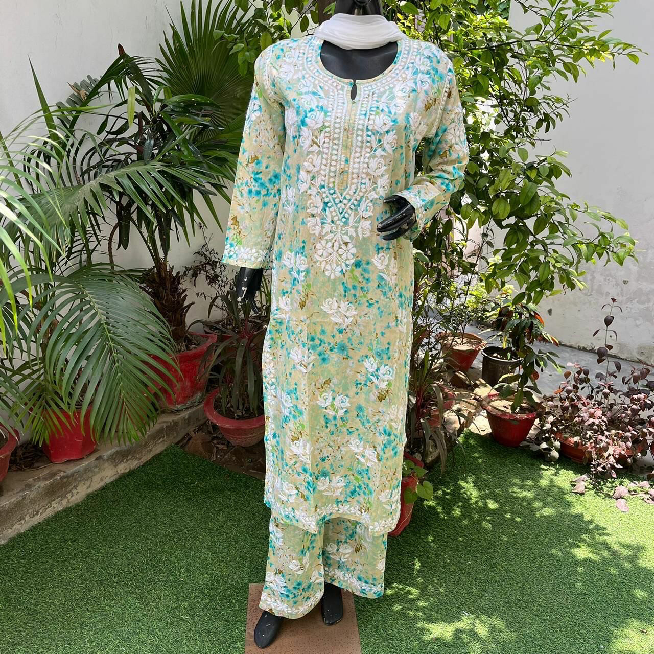 &quot;ROSE&quot; Mul Chikankari Kurta and Plazo
