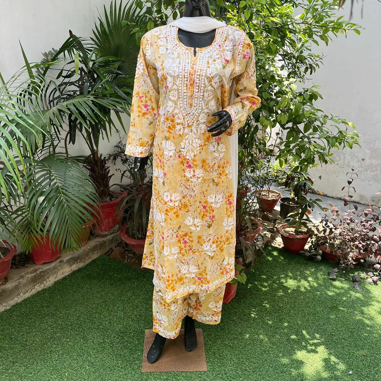 &quot;ROSE&quot; Mul Chikankari Kurta and Plazo