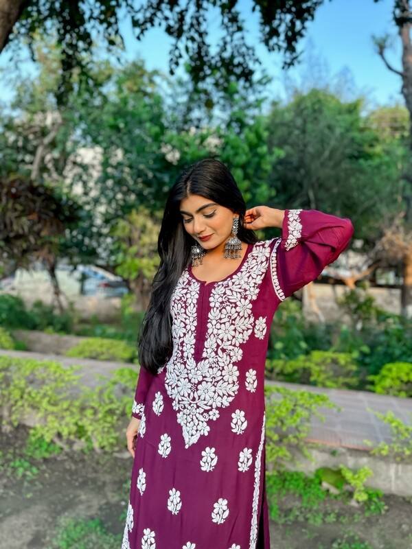 &quot;TIRA&quot; Modal Chikankari Kurta