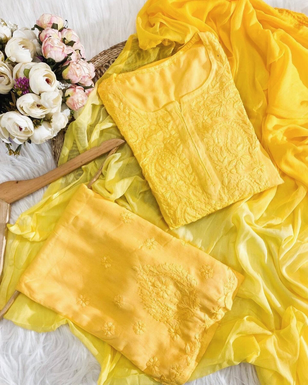 &quot;JINA&quot; Ombre Chikankari Suit Set