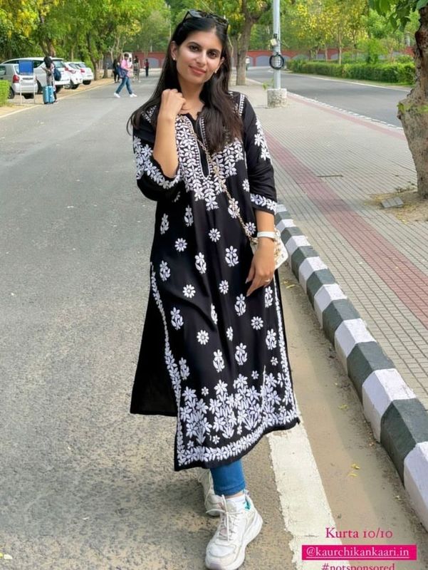 &quot;NOOR&quot; Modal Chikankari Kurta