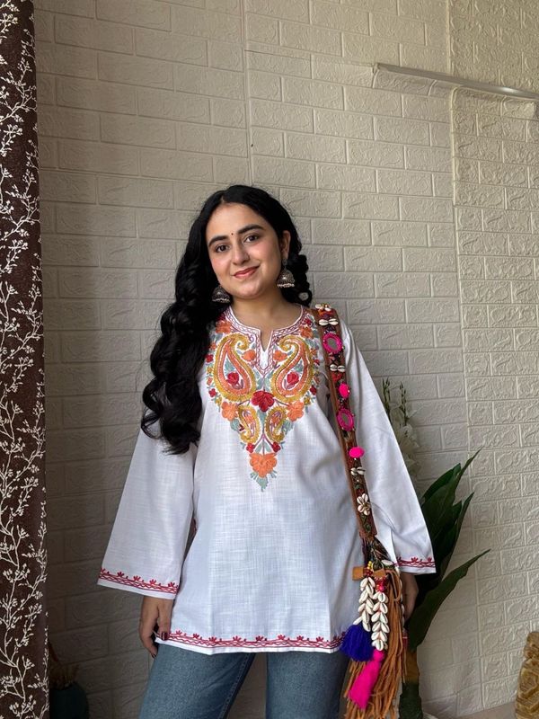 “JANNAT” Short Kashidakari Kashmiri Kurta
