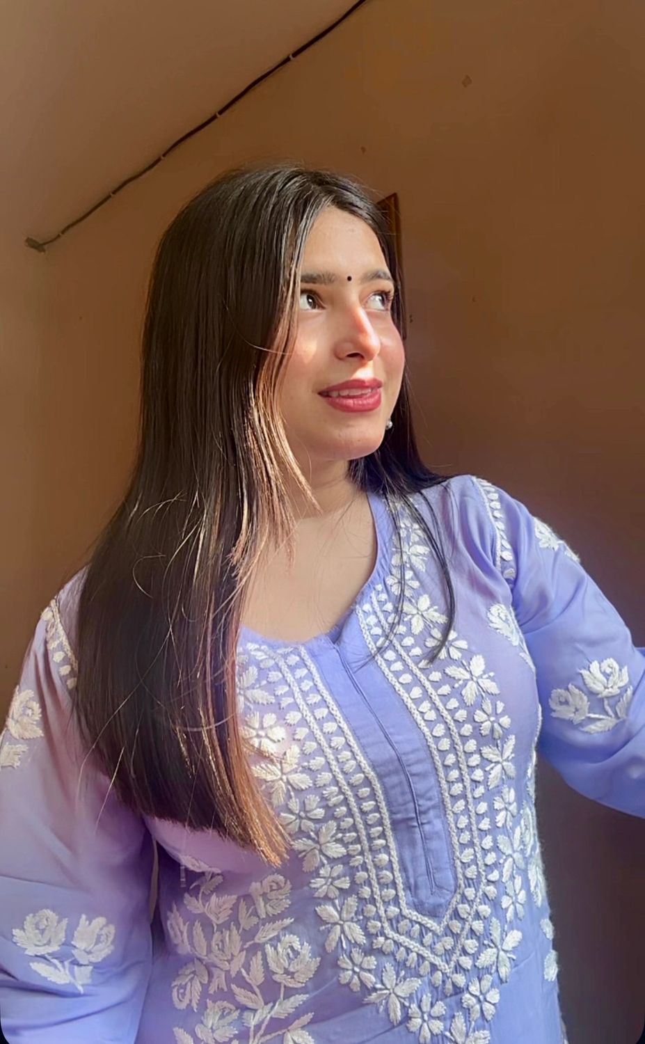 “GULAAB” Modal Chikankari Kurta