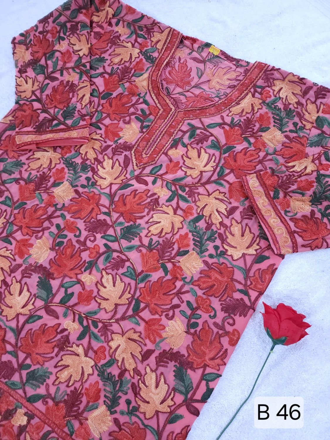 “NIDA” Kashmiri Embroidered Kurta