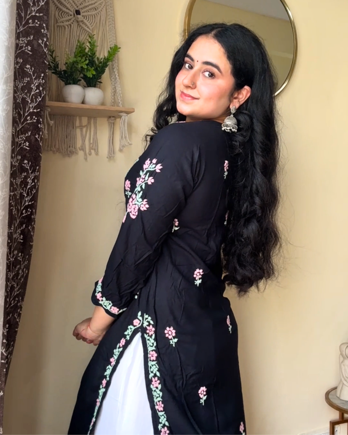 &quot;SAHIBA&quot; Rayon Chikankari Kurta