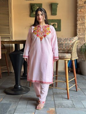 “HOOR” Cotton Pink Kashmiri Co-Ord Set