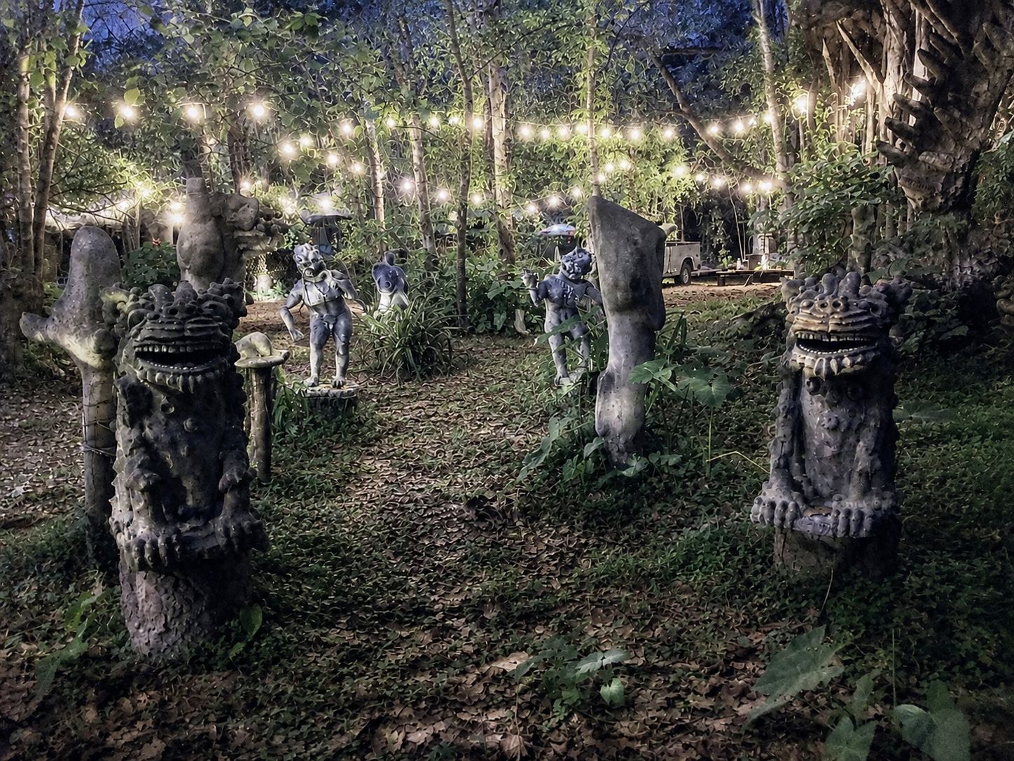 Warlock House Statuary Night Tour