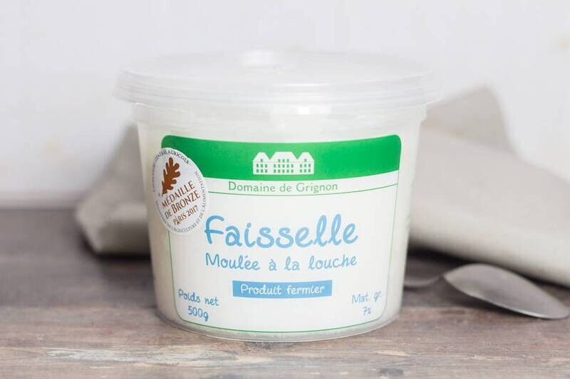 Faisselle moulée à la louche 500g  mat.gr.7%