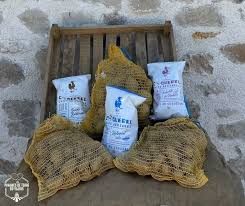 Agriculteur et producteur de chips à Saint-Aubin