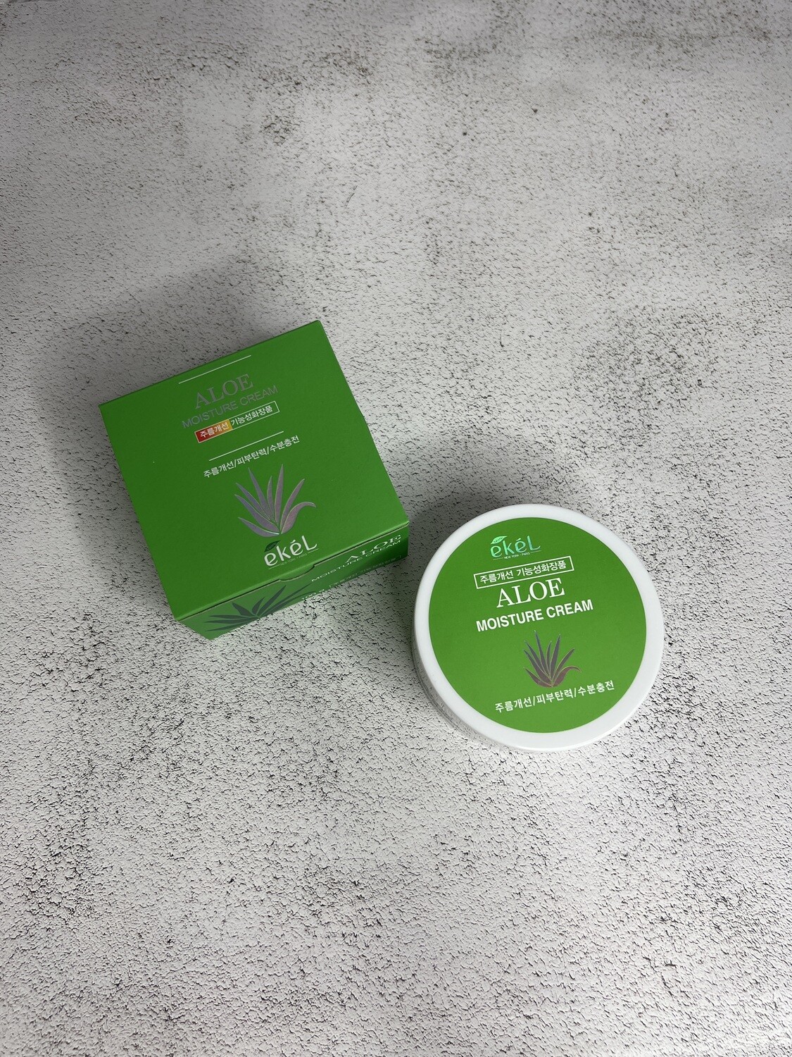 Увлажняющий антиоксидантный крем с алоэ Ekel Moisture Cream Aloe