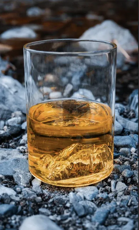 1406 MTNPK Glassware "Squamish"