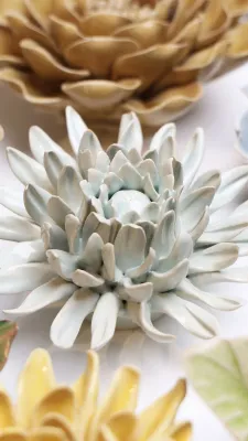 Panache Green Spider Mum Ceramic Flower