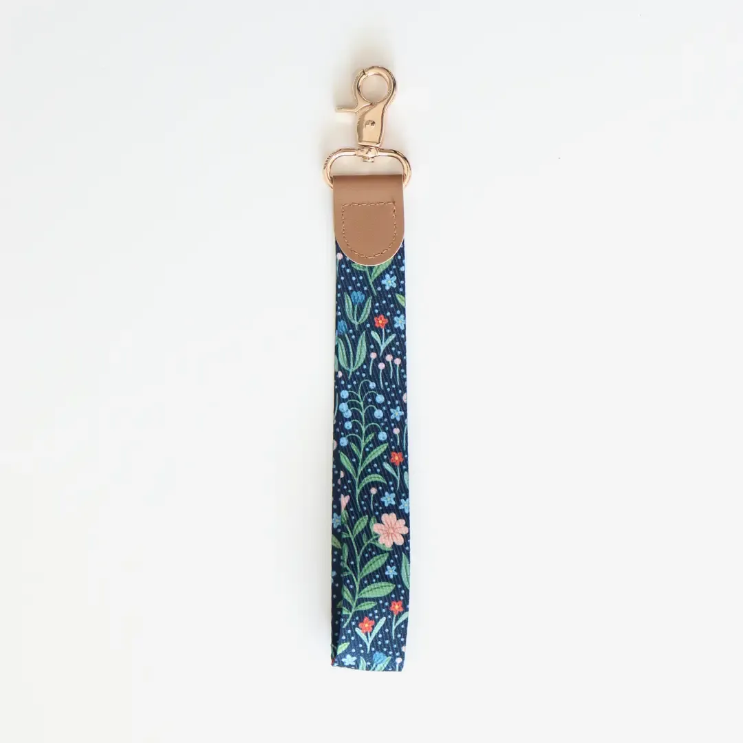 503 Linden Paper Co. Sweet Fields Wristlet