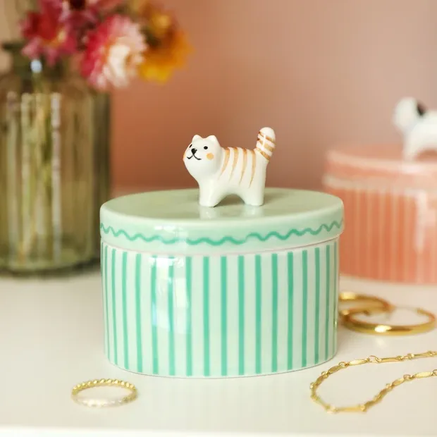913 Lisa Angel Green Oval Cat Trinket Pot