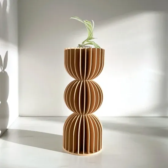 Hazelnut Bauhaus Flower Vase