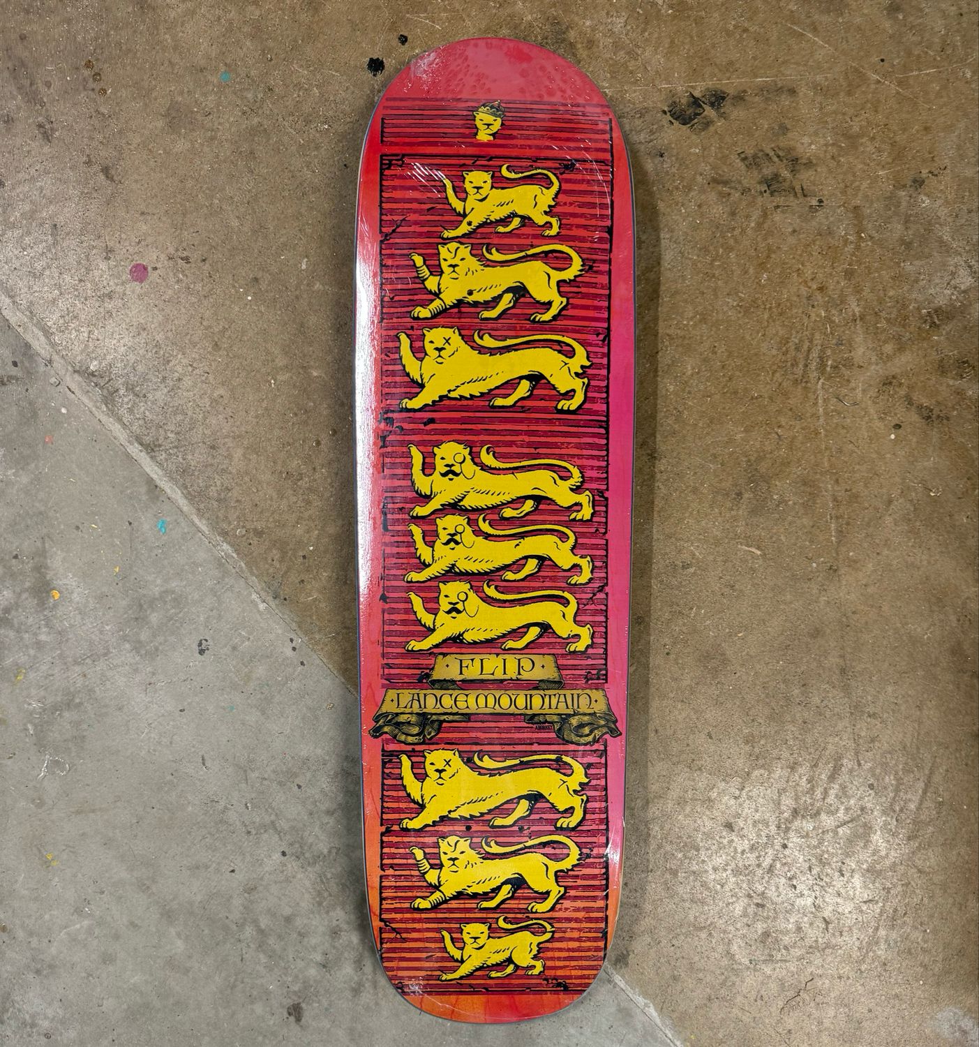 Deck 8.75 Lion