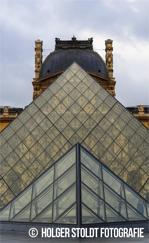 PYRAMIDE
