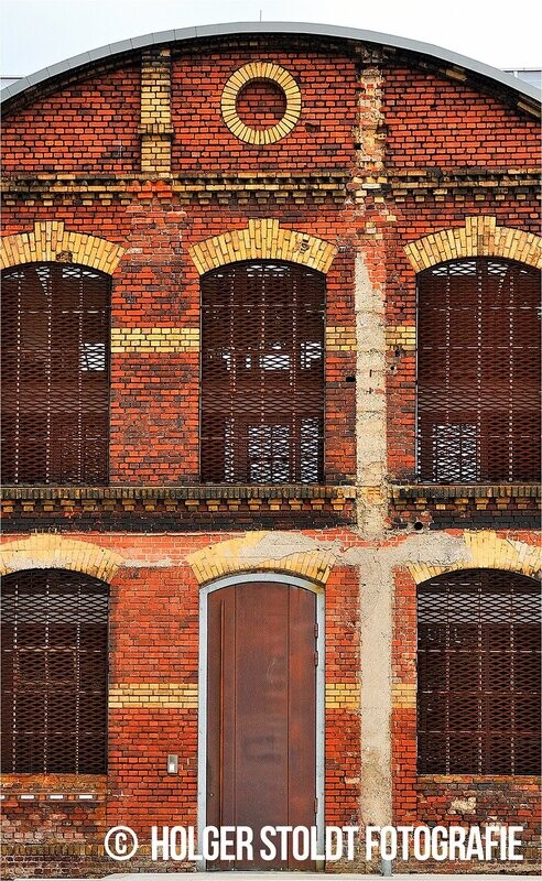 AM ROTEN HAUS