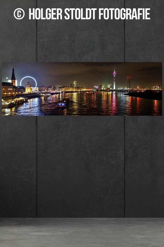 DÜSSELDORF NACHTPANORAMA 3:1