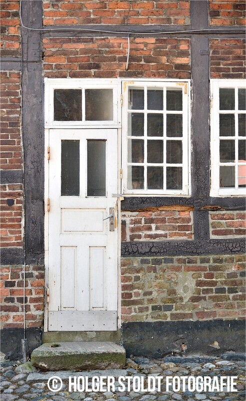 2 RECHTS