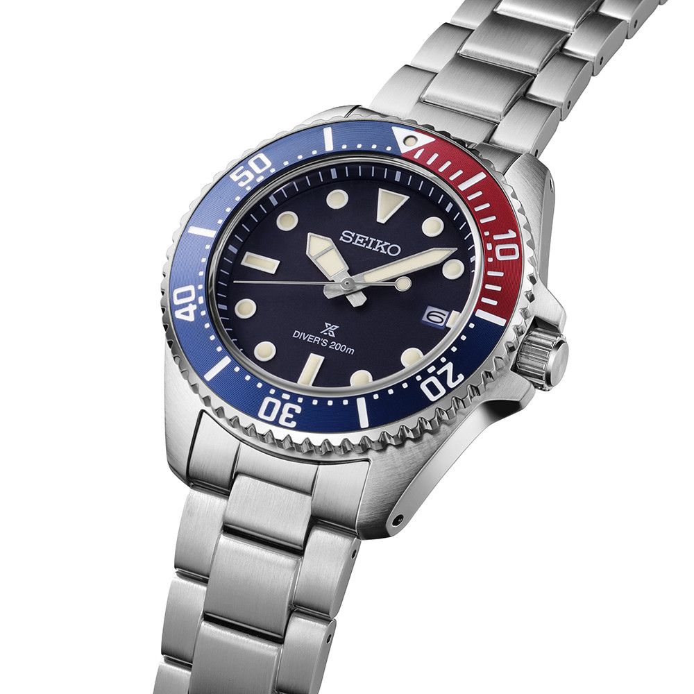 Herrenuhr Seiko Prospex Solar Diver’s 200m SNE595P1 Solaruhr Rot Blau Pepsi