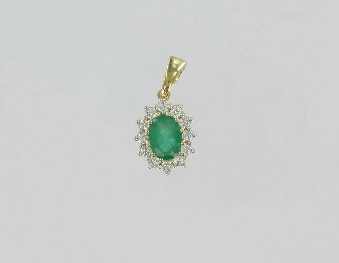 Timeless Anhänger Gelbgold 750 / Smaragd 0,53ct / Brillant 0,22ct H/SI