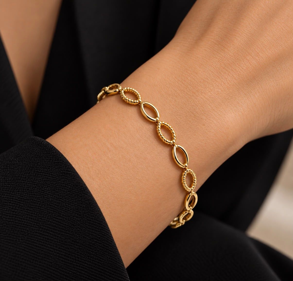 Armband Armkette 585 Gold Fein Elegant 18,5 cm lang Karabinerverschluß TONSC315B745