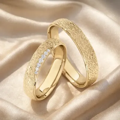 Klassische Trauringe Gelbgold in 585 Gold Herrenring Damenring Ringpaar Klassische Trauringe Gelbgold in 585 Gold Herrenring Damenring Ringpaar
