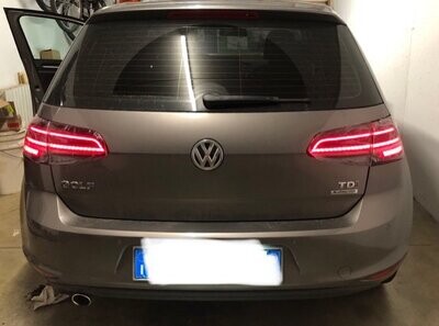 🔧 Fanali Posteriori a LED per Volkswagen Golf VII (03/2017–2020) – Restyling con Freccia Dinamica