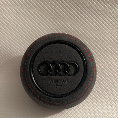 Cover Volante Personalizzabile in Alcantara: Raffinatezza su Misura per la Tua Audi A1, A3 8V, A3 8Y, A4, S4, A5, S5  restyling