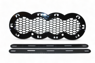 Portalogo Universale Audi Nero Lucido a Nido d&#39;Ape: Eleva il Tuo Stile Audi! Adatto per A3/A4/A5/A6/A7