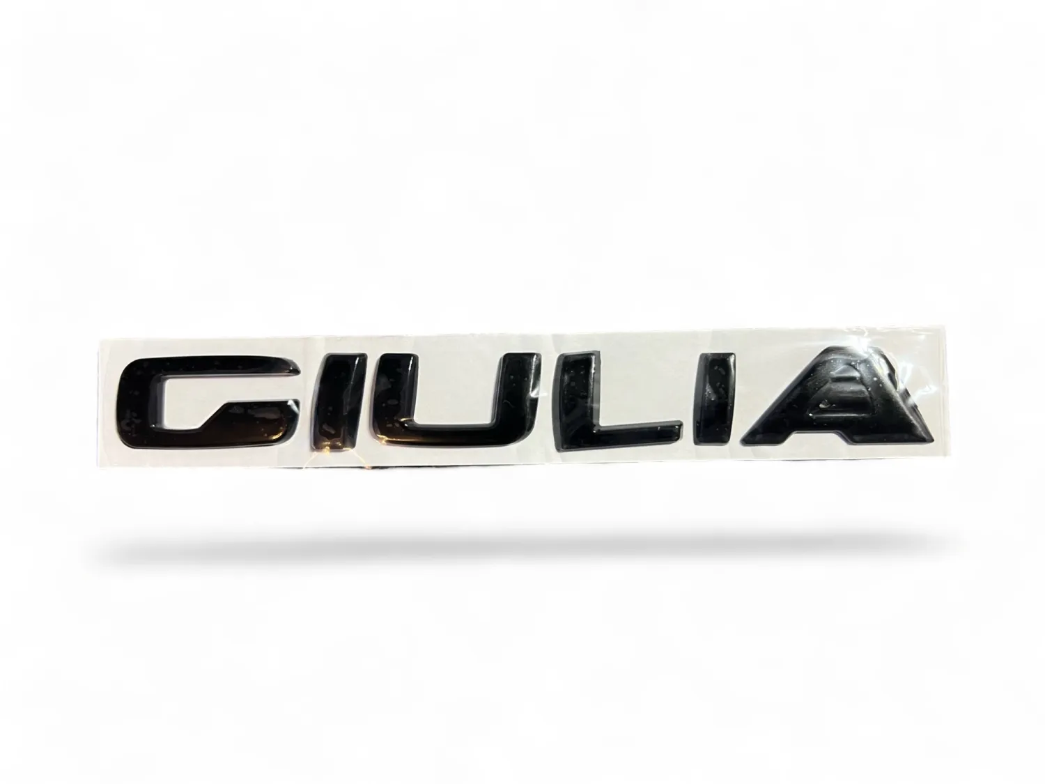 Logo posteriore Alfa Romeo Giulia nero lucido 